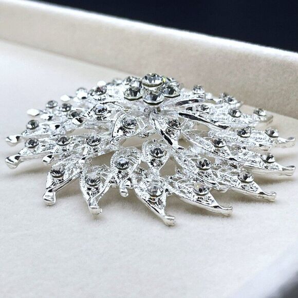 Silver with White Diamond Crystal Round Flower Pin Back Brooch - Picture 5 of 8